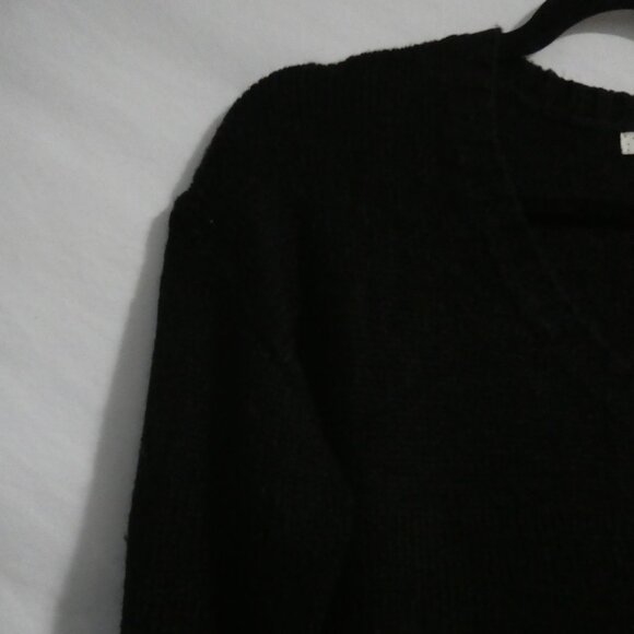 DREAMERS | s-m small to medium | Black Long Sleeve V-Neck Sweater Dress - Picture 3 of 16